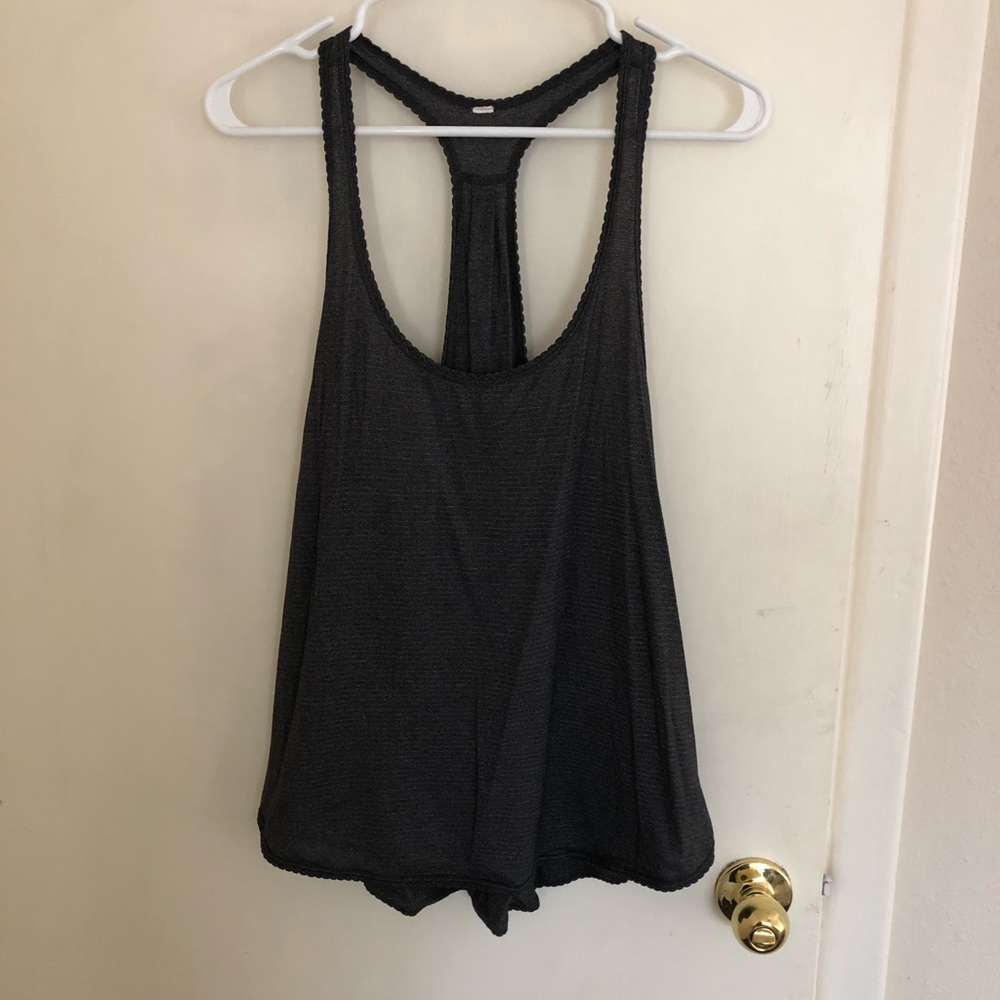 Lululemon tank top